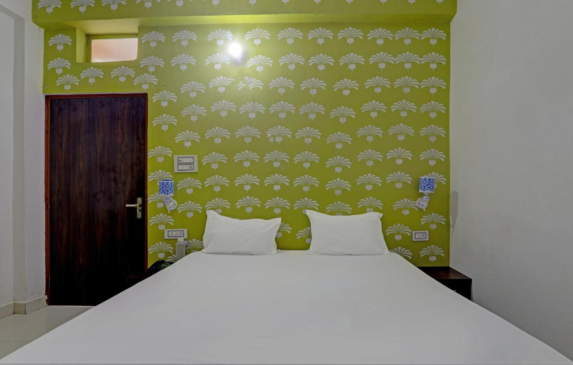 Hotel O Surya Inn Pura Raghunāth 외부 사진
