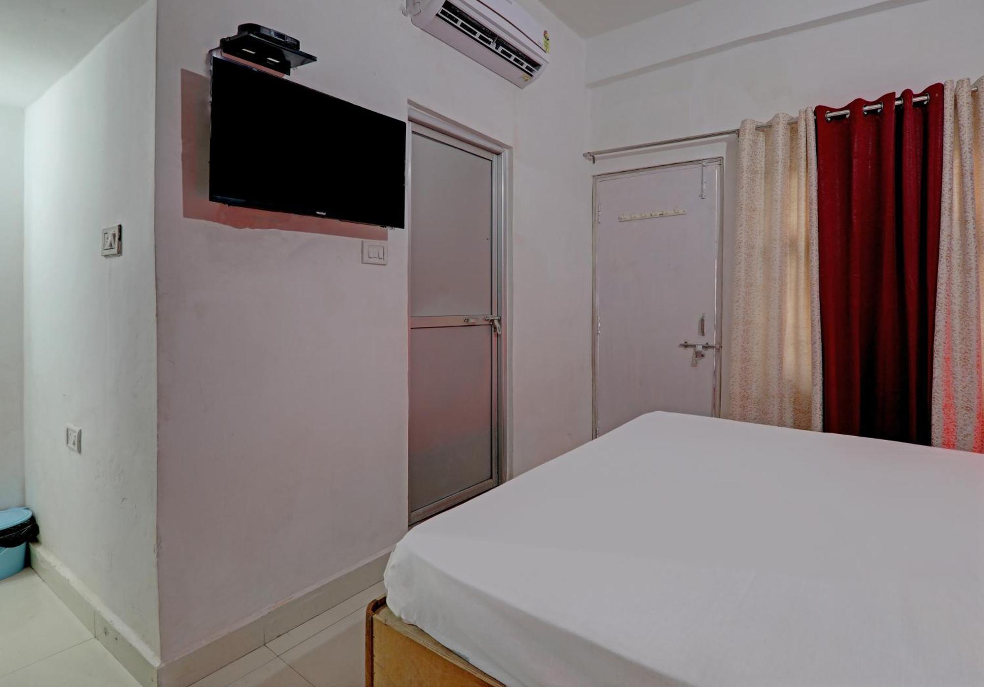 Hotel O Surya Inn Pura Raghunāth 외부 사진