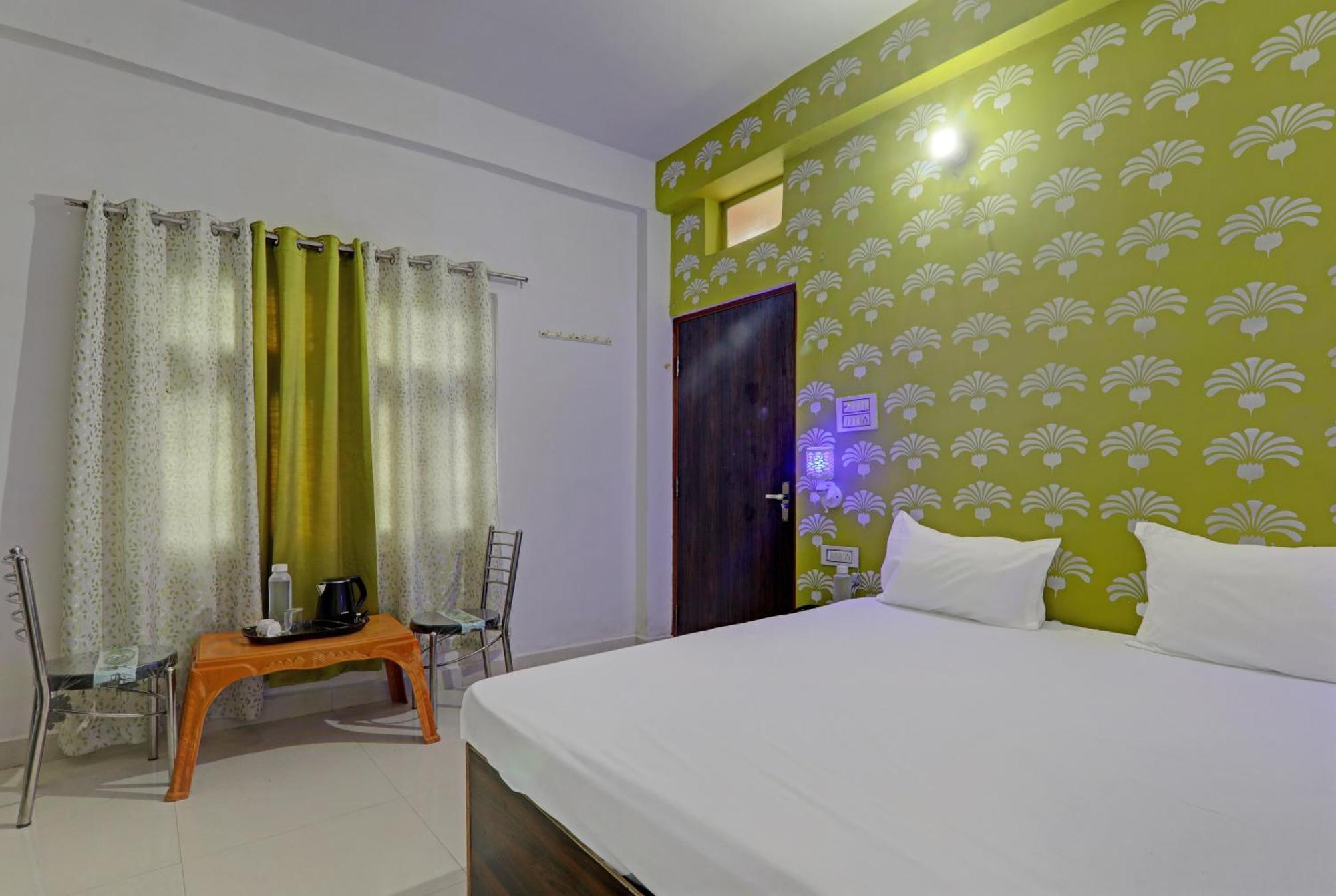 Hotel O Surya Inn Pura Raghunāth 외부 사진
