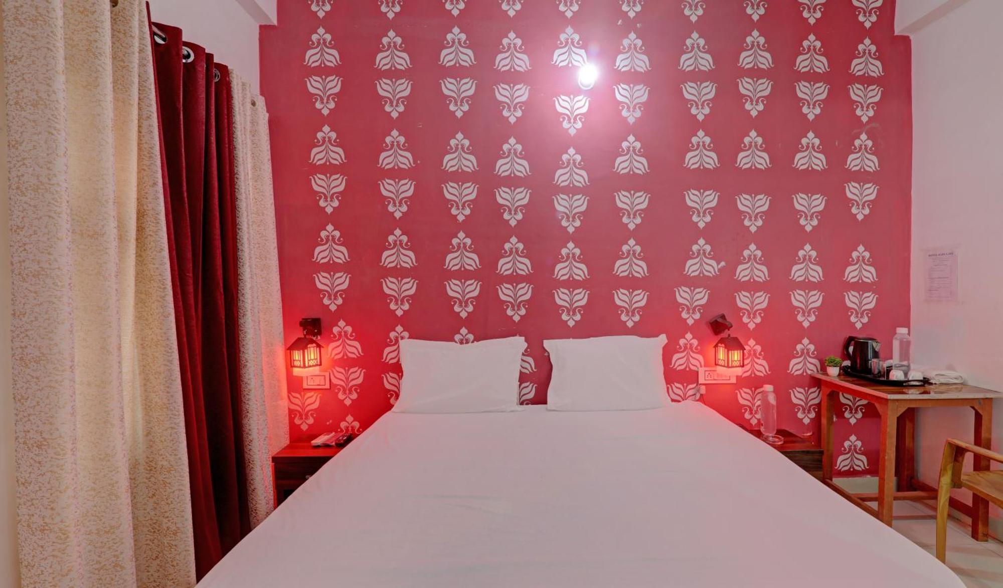 Hotel O Surya Inn Pura Raghunāth 외부 사진