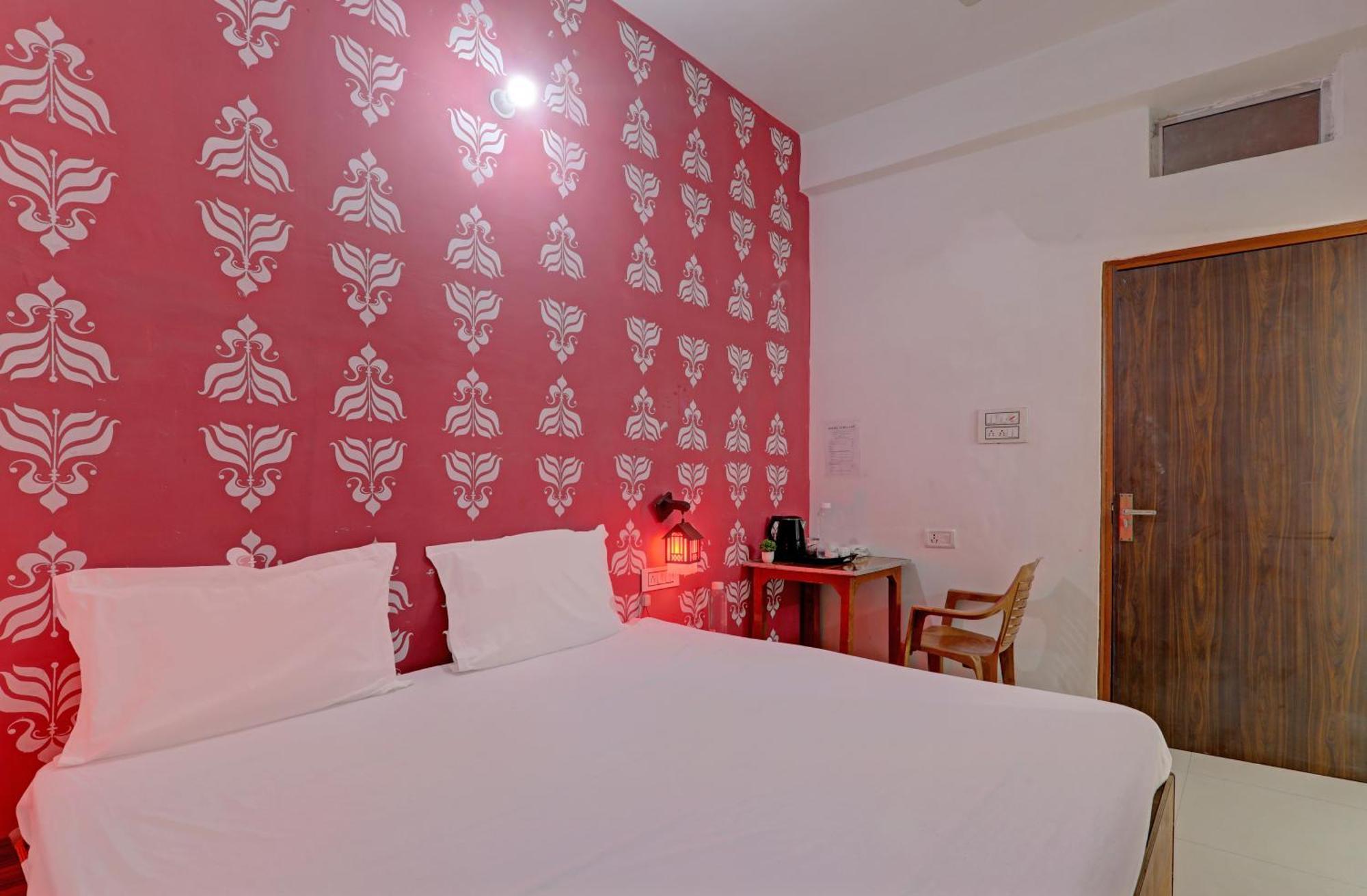 Hotel O Surya Inn Pura Raghunāth 외부 사진